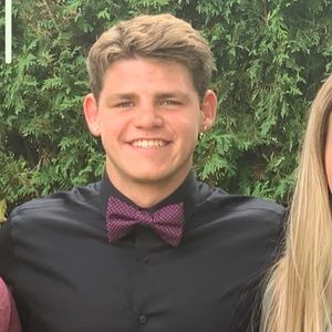 Meet your Posher, Cole